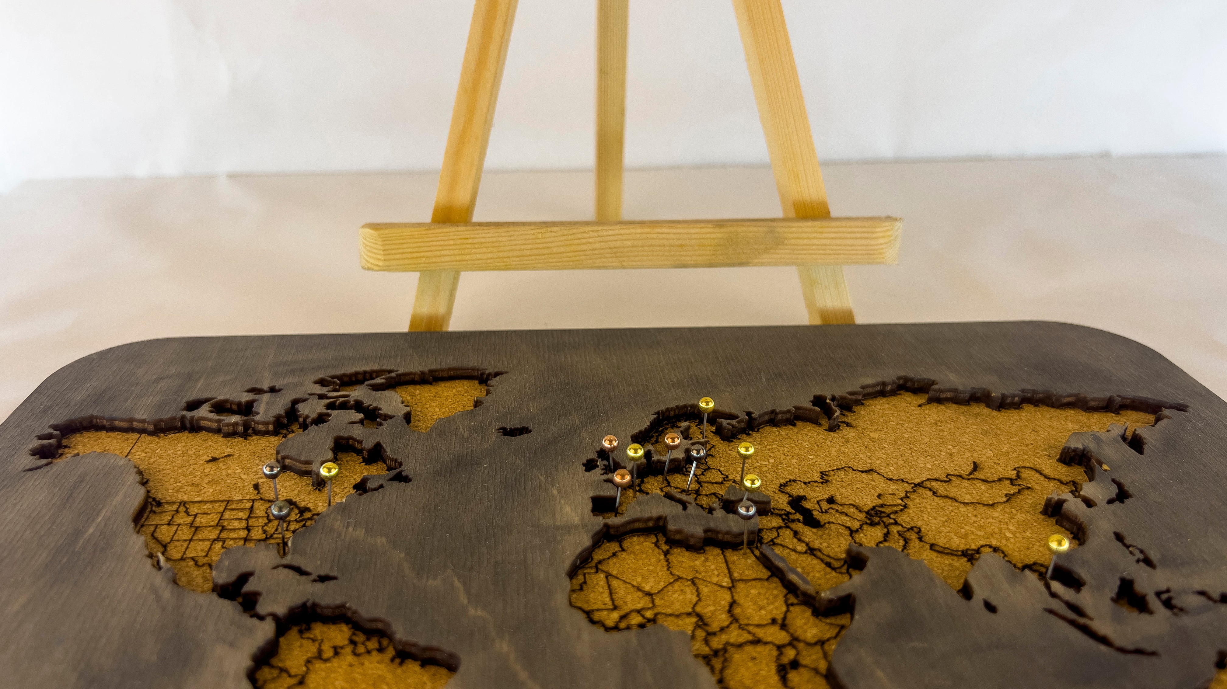 Why a Personalized Wooden Map is a Great Gift Idea